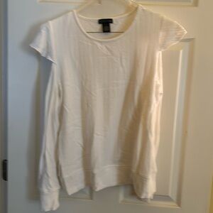 Cold shoulder lightweight sweaterter